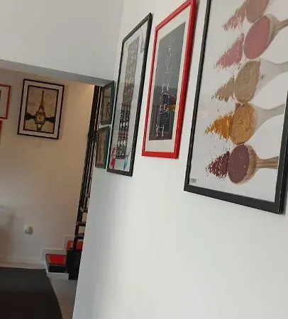 De Luxe Ma Suk Apartment