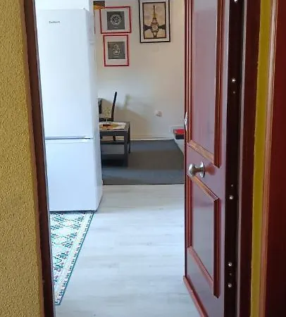 De Luxe Ma Suk *